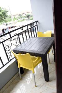 Balcone o terrazza di 24-7 Electricity Agore Hotels and Suites Ltd