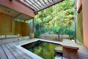 Bazén v ubytování TimeResort Kakureya - Vacation STAY 36094v nebo v jeho okolí