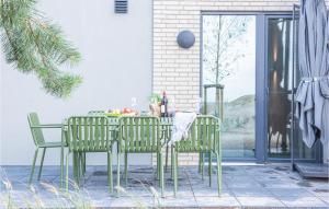 Αίθριο ή υπαίθριος χώρος στο Awesome Home In Lembruchdümmer See
