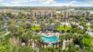 Bazén v ubytování Orlando Resort Rentals at Universal Boulevard nebo v jeho okolí + 37 fotografií