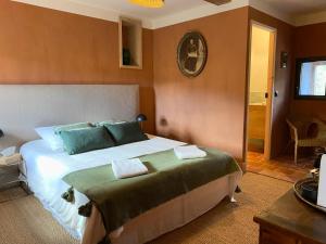 Posteľ alebo postele v izbe v ubytovaní Beauregard Cévennes - Splendide chambre d'hôtes, indépendante et moderne