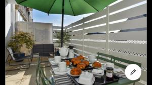 Fotografia z galérie ubytovania Maison de ville - 400m de la plage - grande terrasse, balcons, 4 chambres - 160m2 v destinácii Saint-Jean-de-Monts