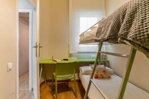 Posteľ alebo postele v izbe v ubytovaní AB Enric Granados Apartment