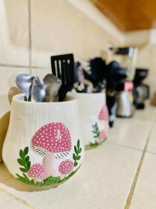 Kemudahan buat kopi dan teh di Casa Bea
