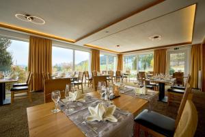 Restaurace v ubytování Hotel Nesselwanger Hof