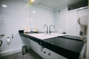 Et bad på Hotel HW High Wellness