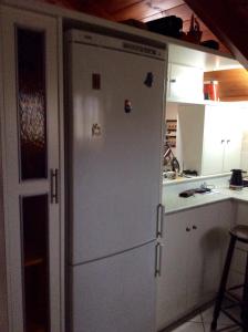 A kitchen or kitchenette at Gerani