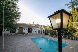 Basen w obiekcie Cortijo El Segador y El Capricho lub w pobliżu