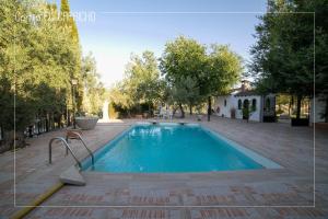 Basen w obiekcie Cortijo El Segador y El Capricho lub w pobliżu