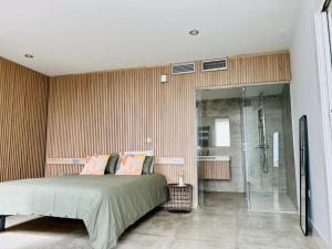 Postel nebo postele na pokoji v ubytování Moderno y completo apartamento frente al mar
