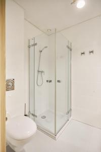 Kúpeľňa v ubytovaní Apartament Riviera z tarasem - Playa Baltis