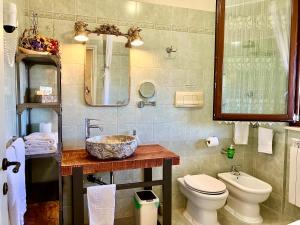 Koupelna v ubytování B&B Desenzano Paradise