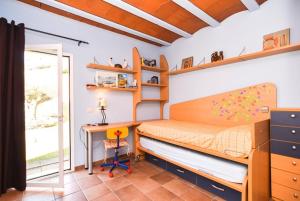 Posteľ alebo postele v izbe v ubytovaní Club Villamar - Cala Llevado 19 + 37 fotografií