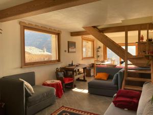 Istumisnurk majutusasutuses Chalet Gorret +10 fotot