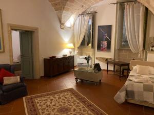 Coin salon dans l'établissement Miro B&B