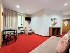Posedenie v ubytovaní Apartament Warszawa Centrum Helvetia Plus