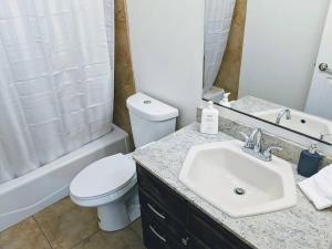 Lux Dream Home at 6BR/4BA (31 days rental)