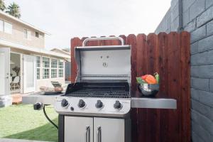 Lux Dream Home at 6BR/4BA (31 days rental)