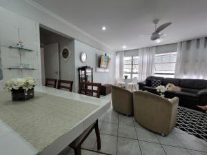 Et opholdsområde på Praia do Tombo - Pé na areia