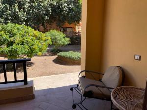 A garden outside El gouna South Marina Townhouse Apartment 3 bedrooms
