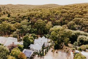 an aerial view of a house in the forest at Ascona - Hepburn Springs Daylesford in Hepburn Springs