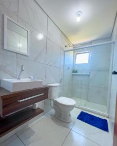 Koupelna v ubytování MACOCA TAMANDARÉ FLAT + 36 fotografií