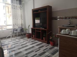 Μια τηλεόραση ή/και κέντρο ψυχαγωγίας στο Mi Chanchamayo, family.