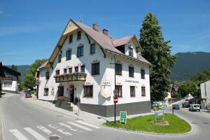 Fotografie z fotogalerie ubytování Landgasthof Hausmann v destinaci Puchberg am Schneeberg