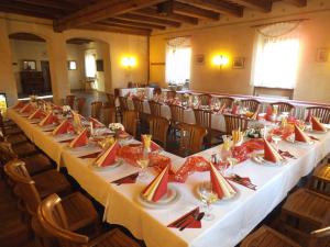 Restaurace v ubytování Penzion U Kriveho psa