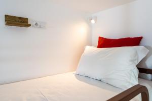 Postel nebo postele na pokoji v ubytování Olá Vida - Hostel Caminha