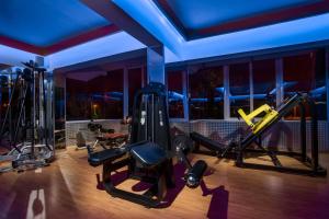 Fitness centrum a/nebo fitness zařízení v ubytování GK Home Apartment I part of Gk Fitness Club
