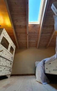 Postel nebo postele na pokoji v ubytování Fotini's home