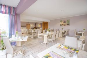 Posezení v ubytování Hotel garni Zwickau-Mosel