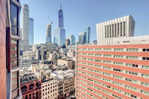 Gallery image of Tribeca 2BR w Indoor pool Great views NYC-39 in New York
