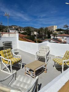 Μπαλκόνι ή βεράντα στο Benalmádena Beach House- Luxe house, prime location near Puerto Marina&Beach