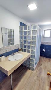 Ванная комната в Anmar Tasarte