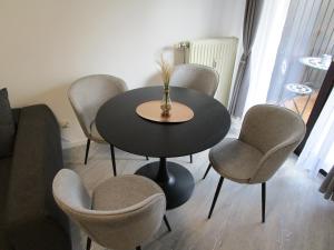 Afbeelding uit fotogalerij van Ferienwohnung DNA in Friedrichshafen