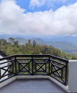 Balkon atau teras di Fraser Hill Silverpart Resort A3-6-3A Best View With Lift