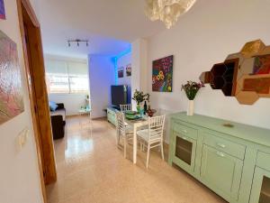 Fotografia z galérie ubytovania Relaxing Suite with Lovely Patio v destinácii Málaga