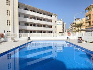 Bazén v ubytování Arce 11 Torrecilla Beach Casasol nebo v jeho okolí
