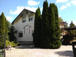 Budova, v ktorej sa dovolenkový dom nachádza