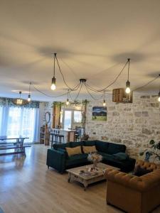Posedenie v ubytovaní Gîte au coeur du vignoble de Cahors, 5 chambres