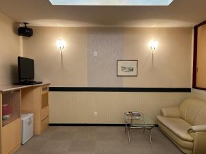 Afbeelding uit fotogalerij van ホテルSpace24 in Miyakonojo