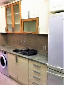 O bucătărie sau chicinetă la Flat Ruby