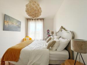 Posteľ alebo postele v izbe v ubytovaní VILLA MONT SAINT LOUP '' 5 mn des plages du CAP d'AGDE''