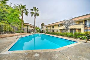 The swimming pool at or close to El Cajon Condo 18 Mi to Downtown San Diego!