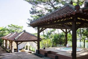 Bazén v ubytování The Ritz-Carlton Okinawa nebo v jeho okolí