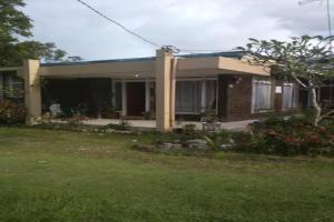 Zahrada ubytování EXPRESS O 92070 Mando Homestay Syariah Near KANTOR LURAH Bukik Apik Puhun