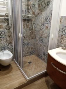 A bathroom at Largo Otranto - Guest House