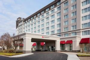 una representación de la parte delantera de un hotel marriott en Bridgewater Marriott, en Bridgewater